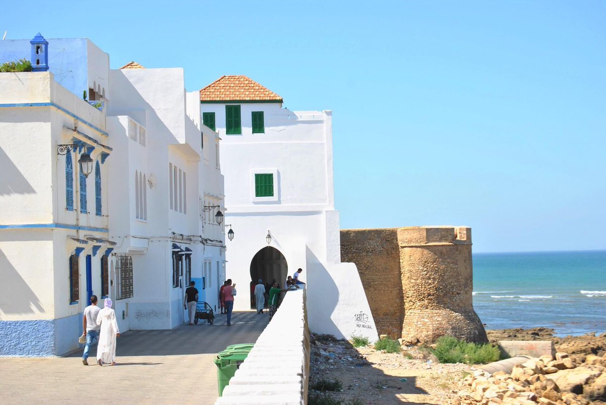 8 Days Tour From Casablanca Via Fes, Chefchaouen & Desert